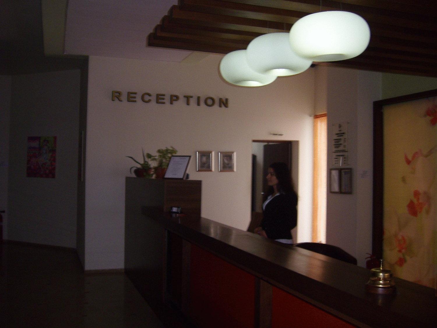 Hotel Sydney Крайова Экстерьер фото